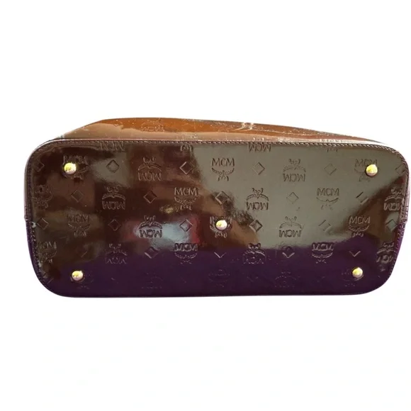 AUTHENTIC MCM LIMITED EDITION PATENT LEATHER MAROON/ PURPLE
SHOULDER BAG TOTE - Picture 7 of 13